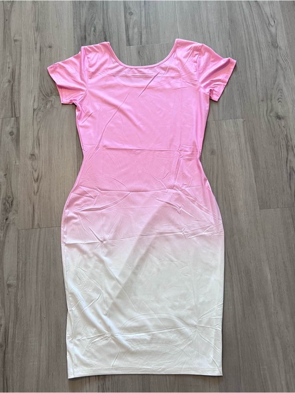 Pink to White Ombre Bodycon Dress scoop neck short sleeve midi lightweight NWOT - Picture 9 of 9